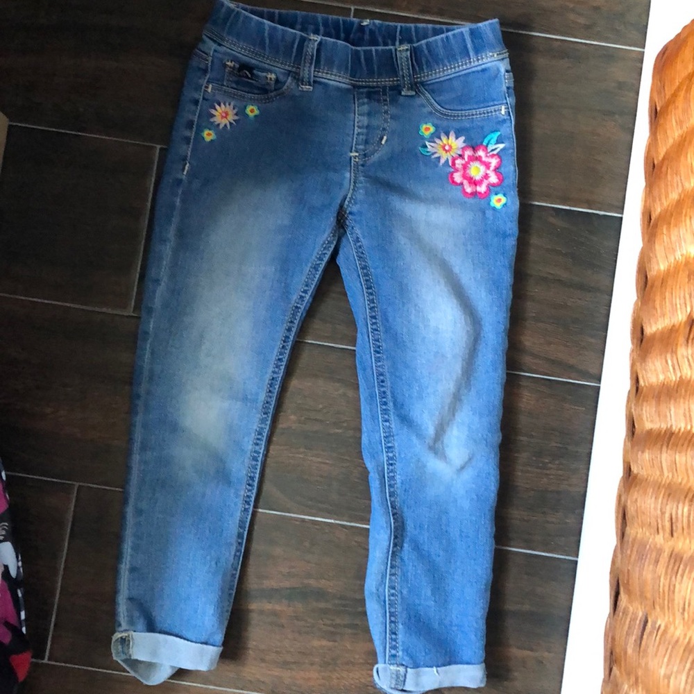 Capri Walmart jeans